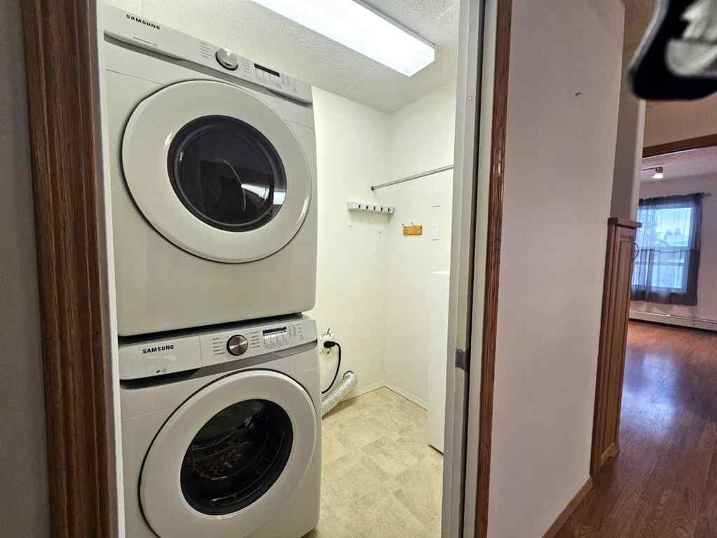MLS® A2211497 - Unit #202 777 48 Street   in Edson Edson, Residential