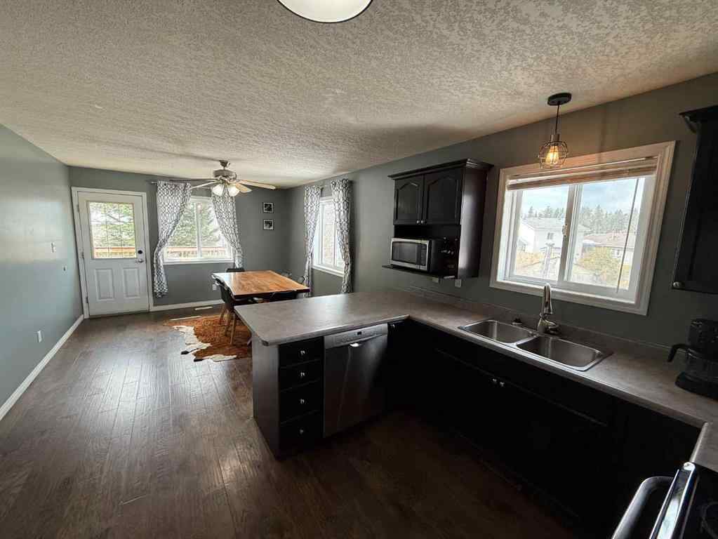 MLS® A2211517 - 110 Parker Place  in Thompson Lake Hinton, Residential