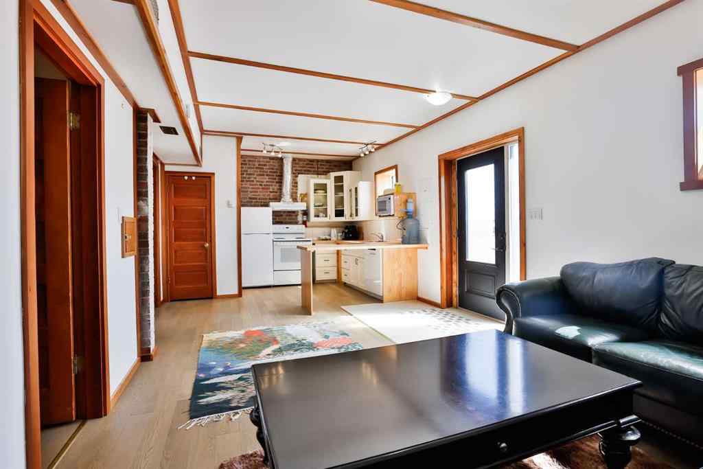 MLS® A2211609 - 320 Railway Avenue  in NONE Granum, Commercial