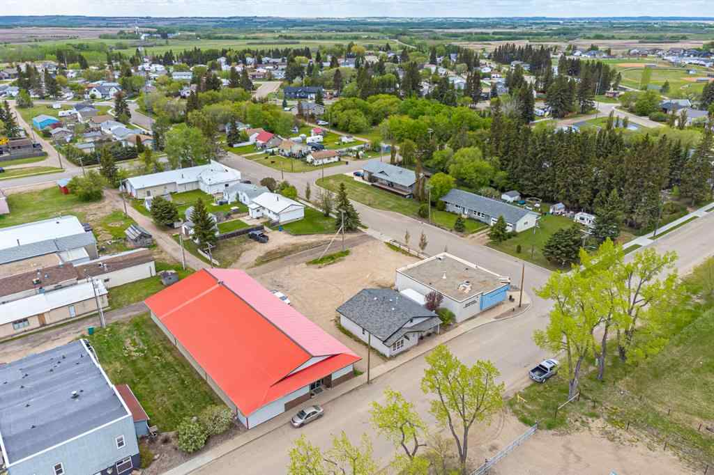 MLS® A2211615 - 23 Railway Avenue N in Marwayne Marwayne, Commercial