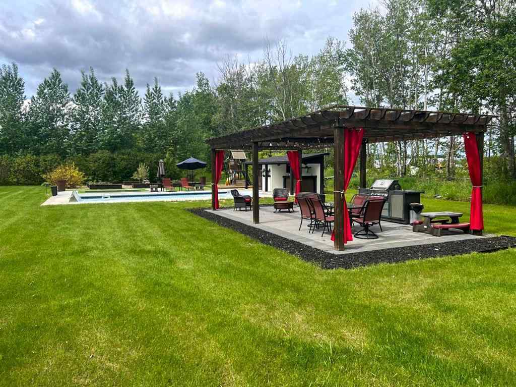 MLS® A2211674 - 9110 100 Ave   in NONE La Crete, Residential
