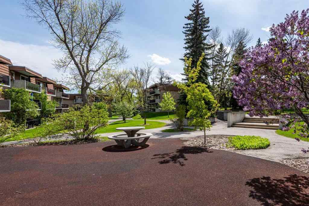 MLS® A2211694 - Unit #47C 231 Heritage Drive SE in Acadia Calgary, Residential