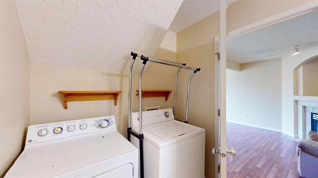 MLS® A2211712 - 117 Kodiak Crescent  in Timberlea Fort McMurray, Residential