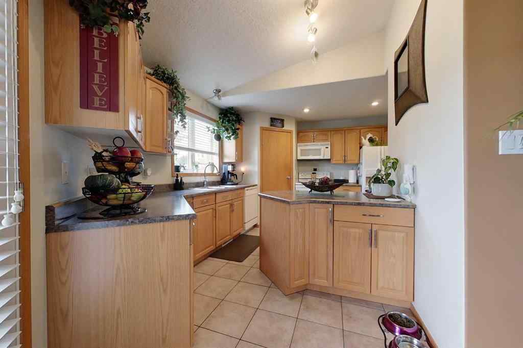 MLS® A2211720 - 32 Rice Avenue  in NONE Slave Lake, Residential
