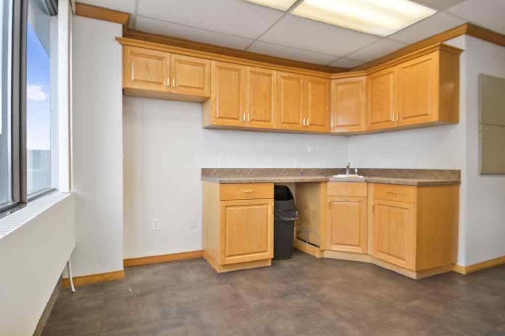 MLS® A2211741 - Unit #301 9835 101 Avenue  in Central Business District Grande Prairie, Commercial