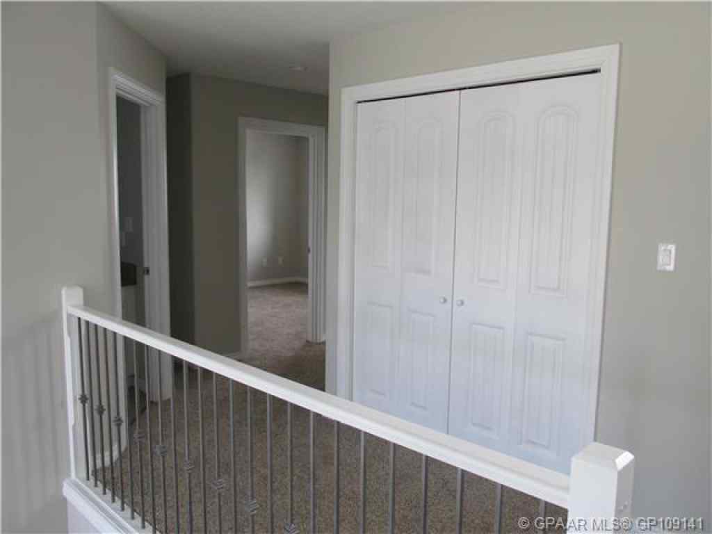 MLS® A2211781 - 4417 52A Street  in NONE Grimshaw, Residential