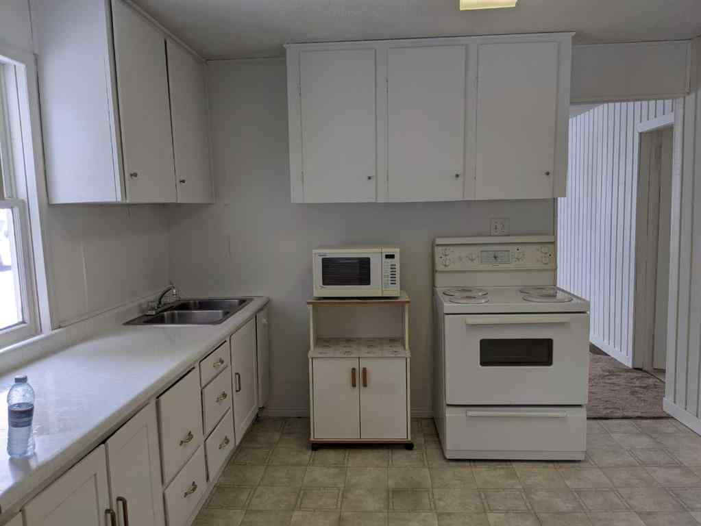 MLS® A2211785 - 4718 53 Avenue  in NONE Rimbey, Residential