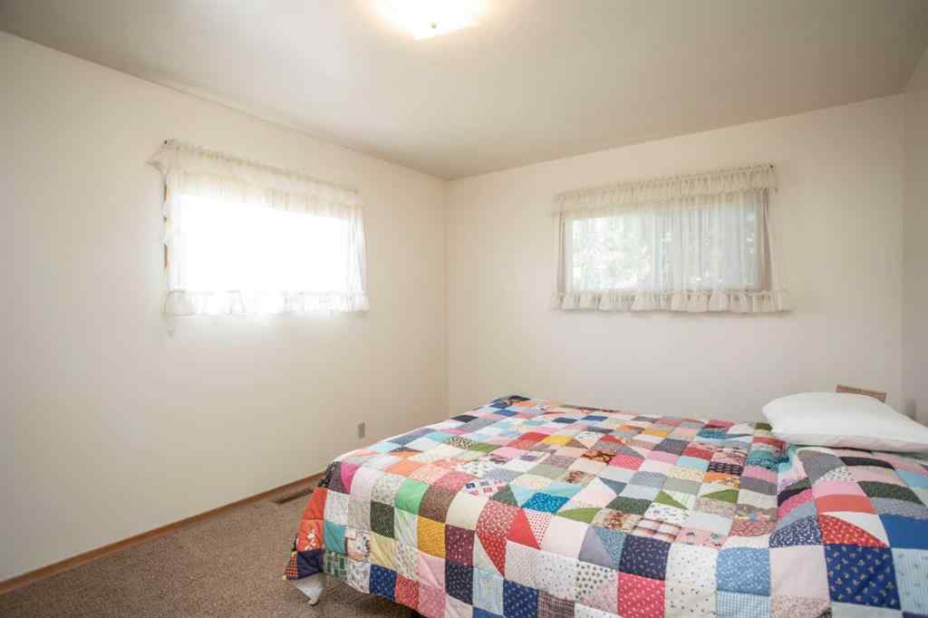 MLS® A2211796 - 1 Sands Crescent  in NONE Rochon Sands, Residential