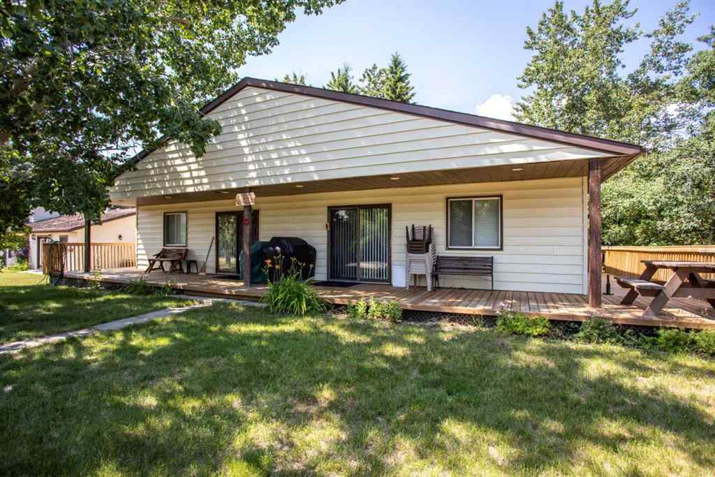 MLS® A2211796 - 1 Sands Crescent  in NONE Rochon Sands, Residential