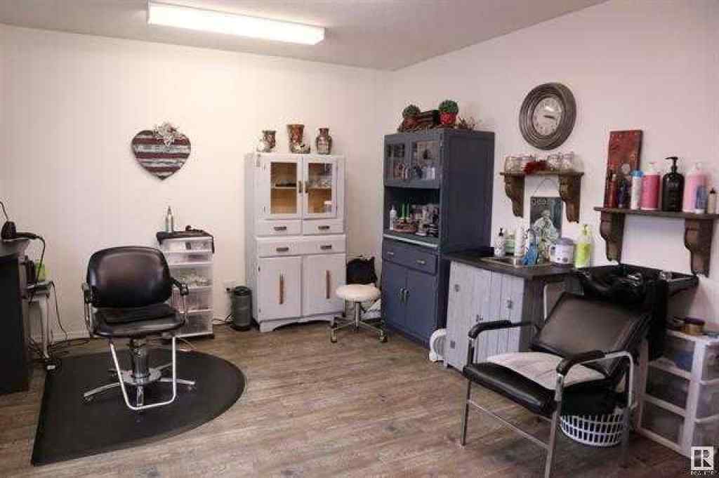 MLS® A2211840 - 5606 Lake Drive  in NONE Mulhurst Bay, Commercial
