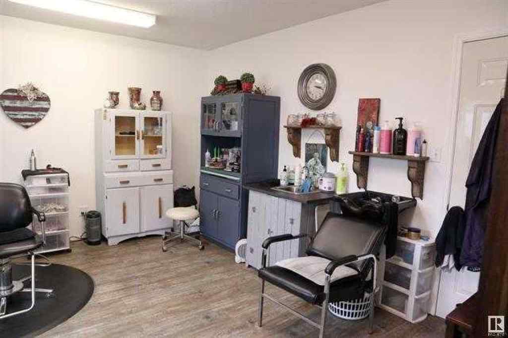 MLS® A2211840 - 5606 Lake Drive  in NONE Mulhurst Bay, Commercial