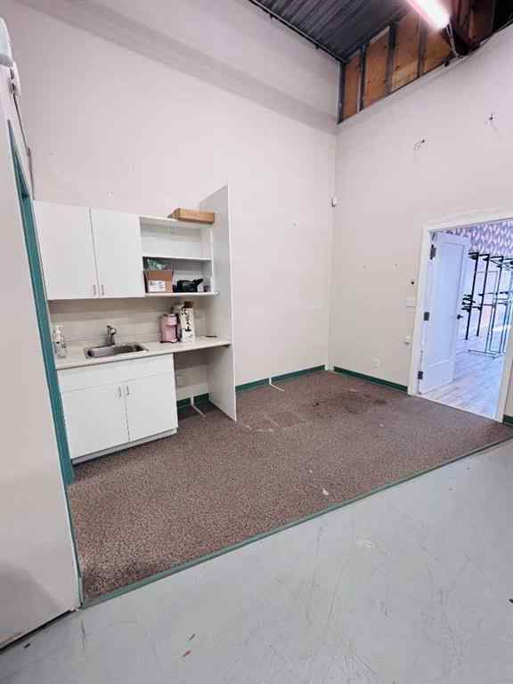 MLS® A2211841 - Unit #108 1310 Kingsway Avenue SE in NONE Medicine Hat, Commercial