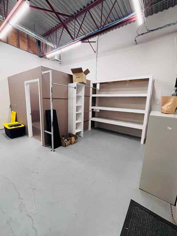 MLS® A2211841 - Unit #108 1310 Kingsway Avenue SE in NONE Medicine Hat, Commercial