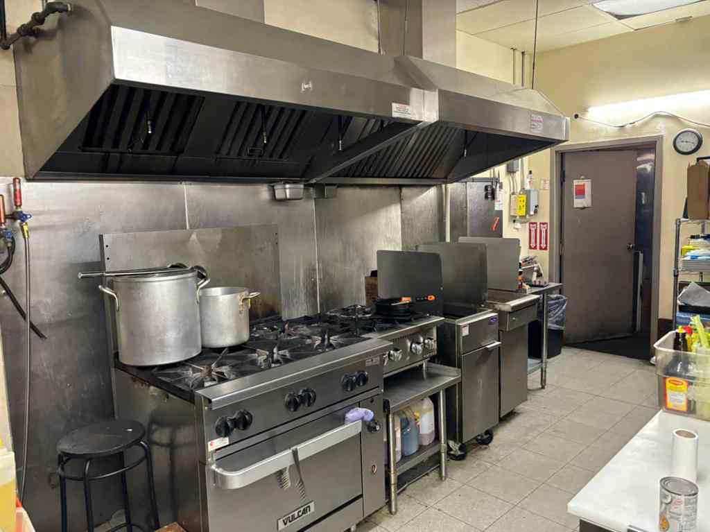 MLS® A2211866 -     in  Calgary, Commercial