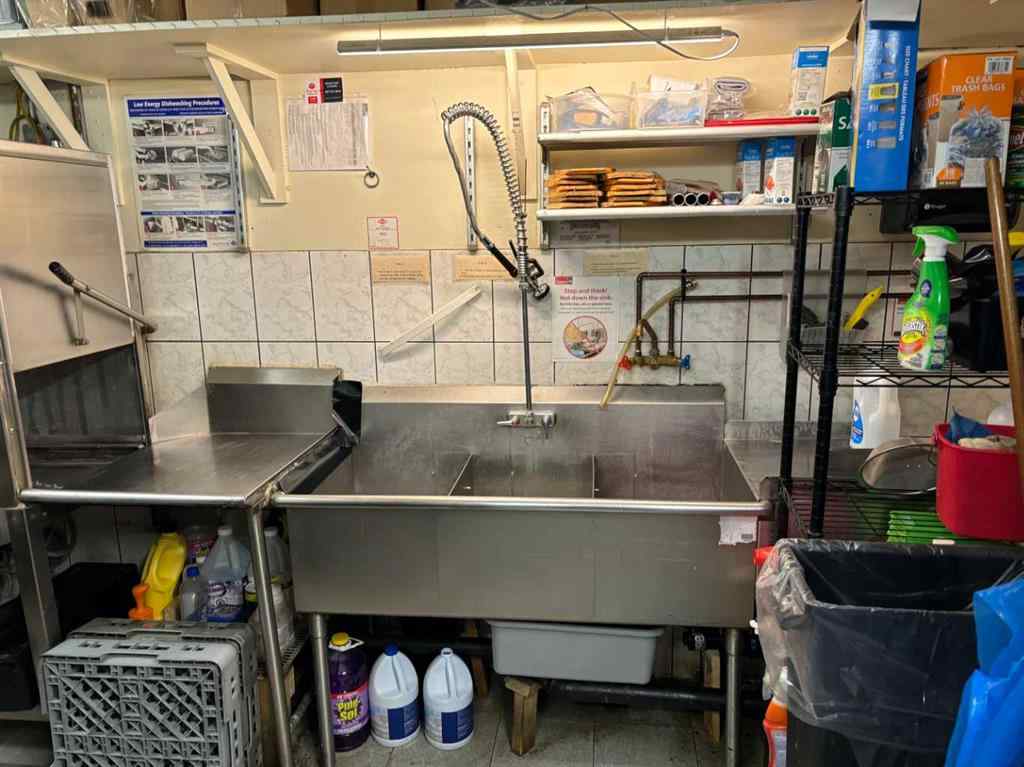 MLS® A2211866 -     in  Calgary, Commercial