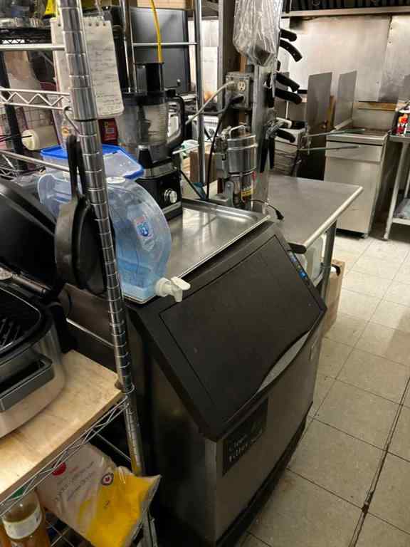 MLS® A2211866 -     in  Calgary, Commercial