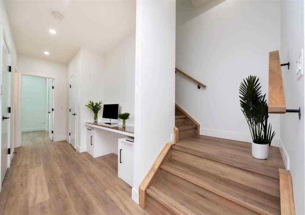 MLS® A2211962 - 105 Hartford Road NW in Highwood Calgary, Residential