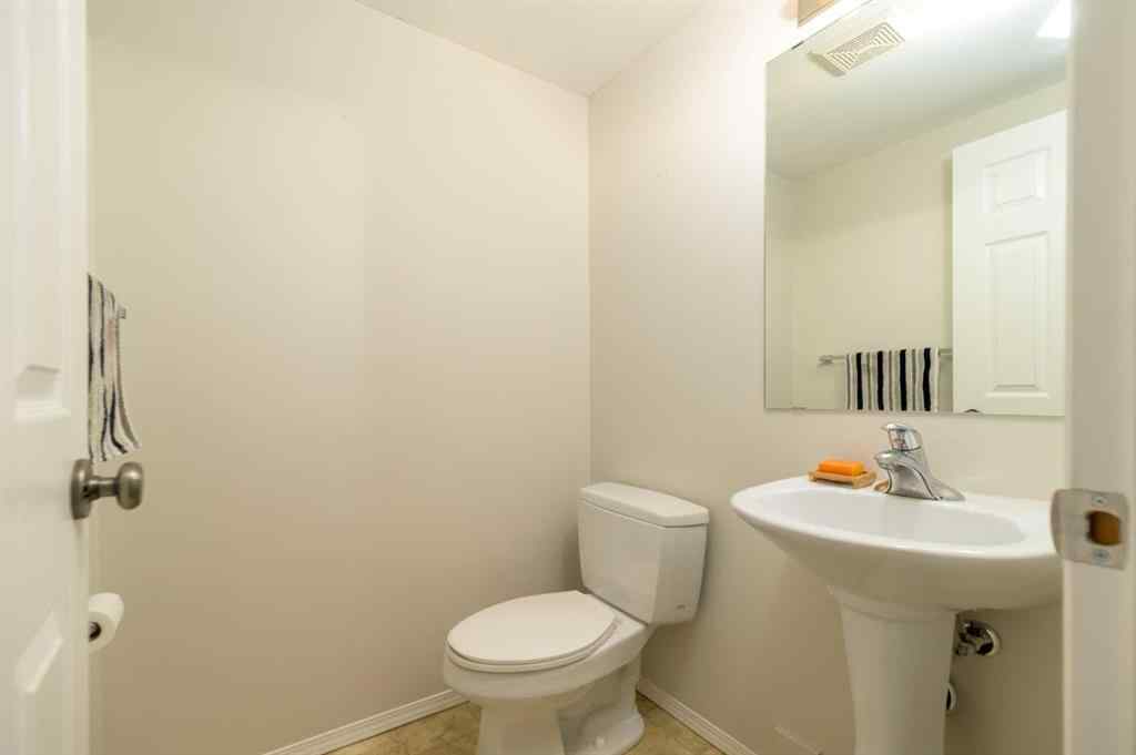 MLS® A2211975 - Unit #2 5010 41 AVE   in NONE Athabasca, Residential