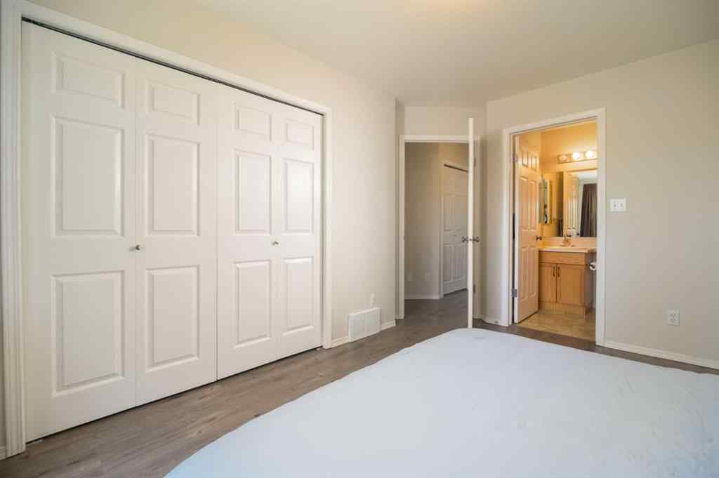 MLS® A2211975 - Unit #2 5010 41 AVE   in NONE Athabasca, Residential