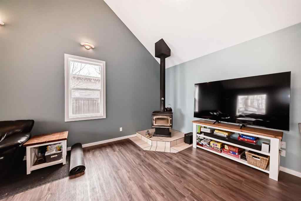 MLS® A2212025 - 63 Sands Street  in NONE Rochon Sands, Residential