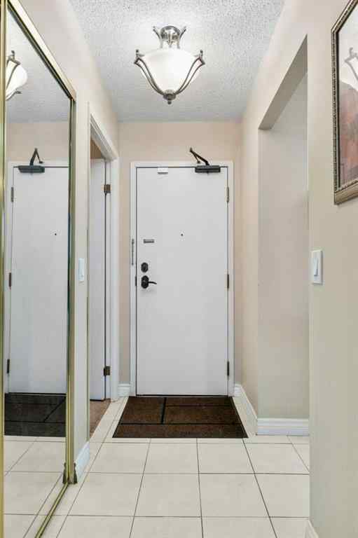 MLS® A2212029 - Unit #502 738 3 Avenue SW in Eau Claire Calgary, Residential
