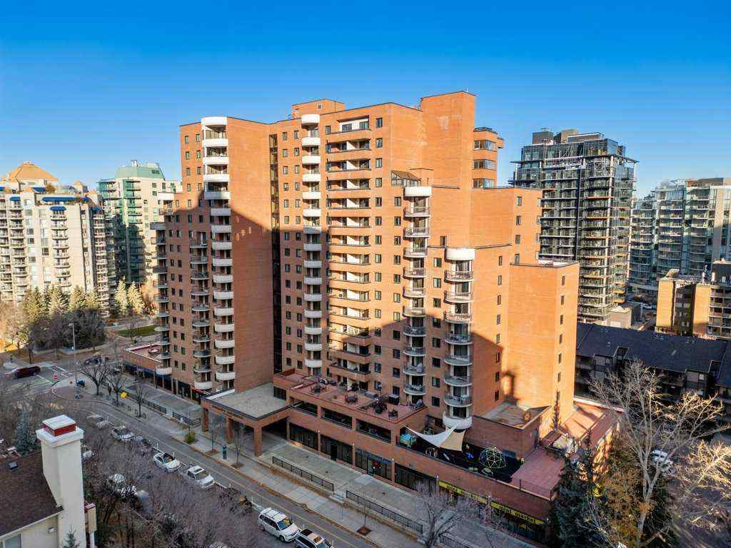 MLS® A2212029 - Unit #502 738 3 Avenue SW in Eau Claire Calgary, Residential