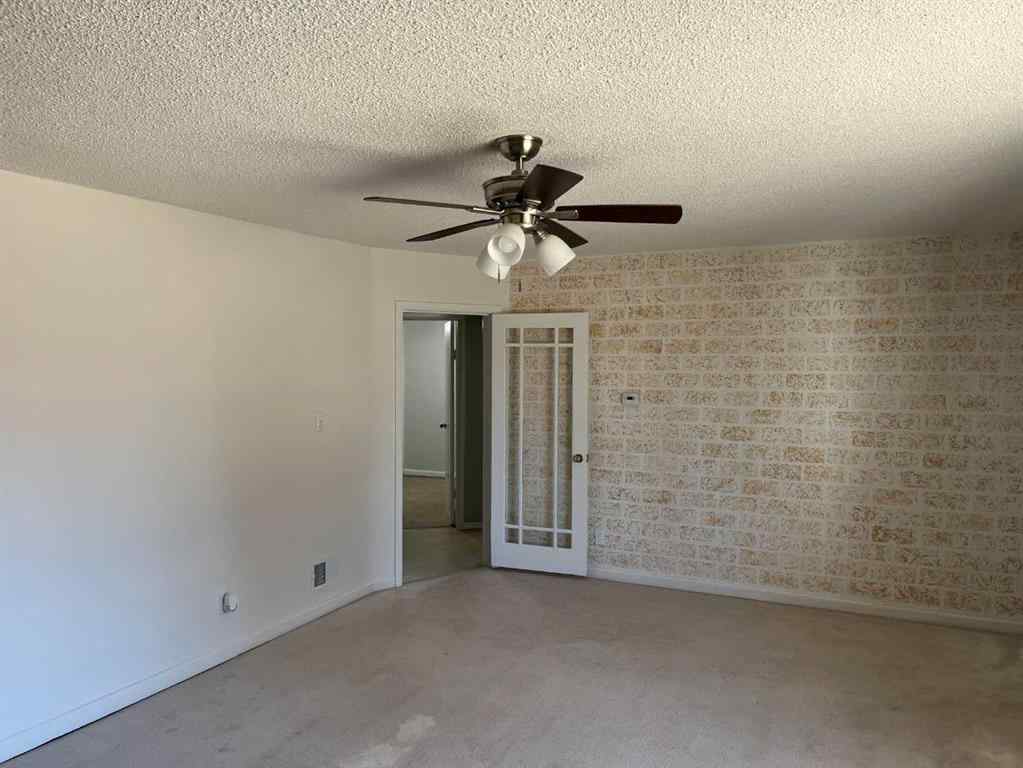 MLS® A2212052 - 324 2  W in NONE Bow Island, Residential