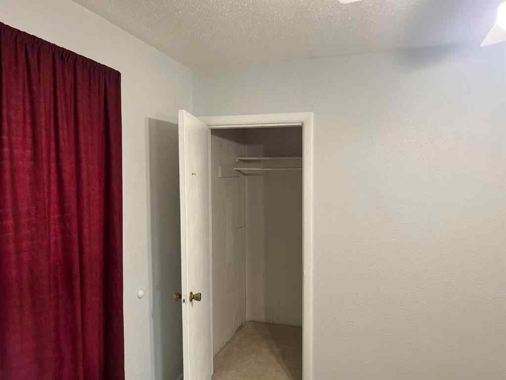 MLS® A2212052 - 324 2  W in NONE Bow Island, Residential
