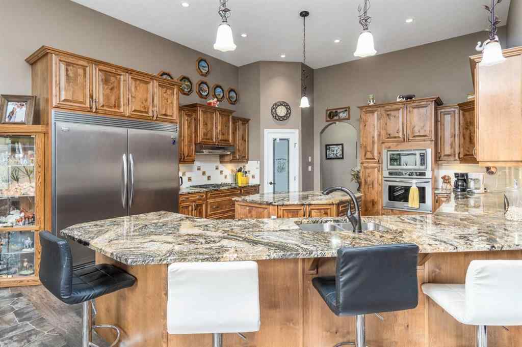 MLS® A2212061 - 79 Harrison Green  in NONE Olds, Residential