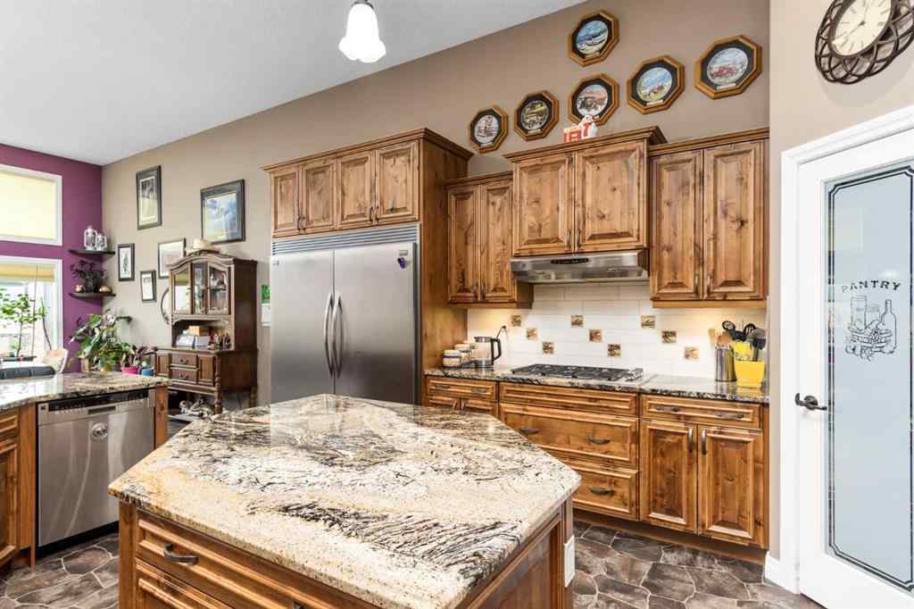 MLS® A2212061 - 79 Harrison Green  in NONE Olds, Residential