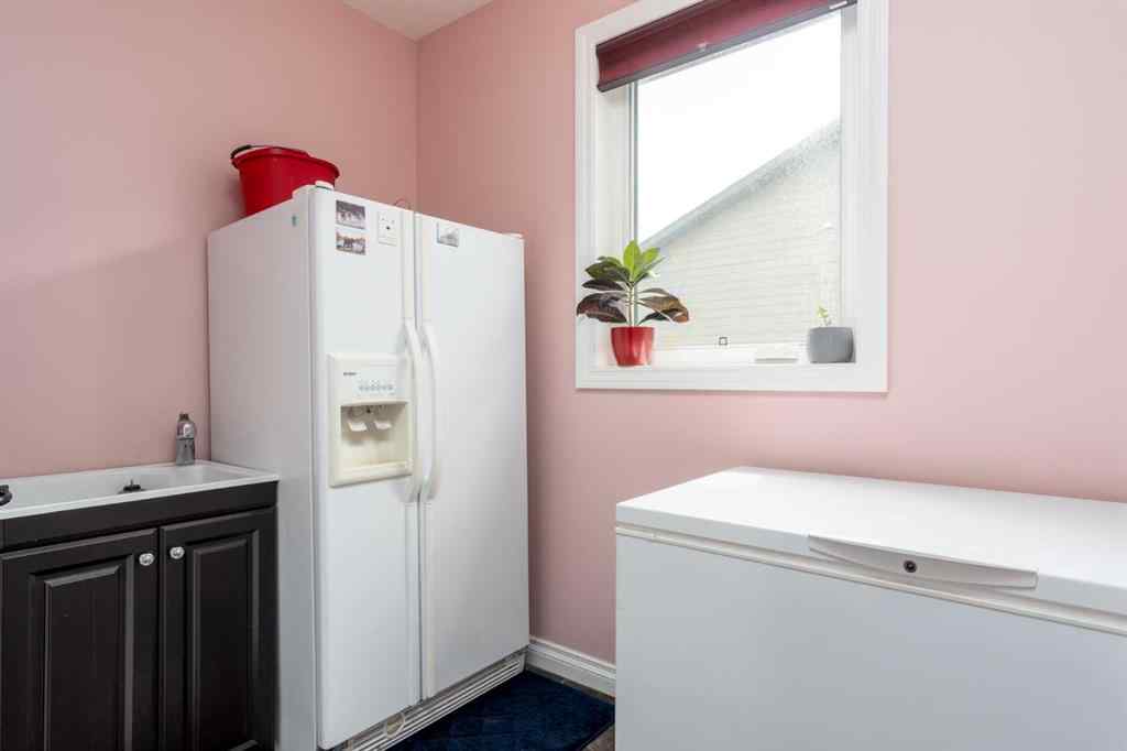 MLS® A2212061 - 79 Harrison Green  in NONE Olds, Residential