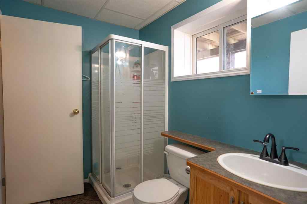 MLS® A2212078 - 4928 52 Street  in NONE Clive, Residential