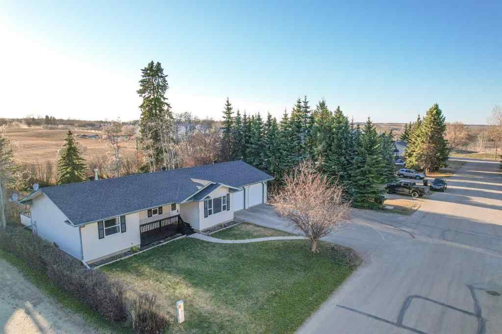 MLS® A2212078 - 4928 52 Street  in NONE Clive, Residential