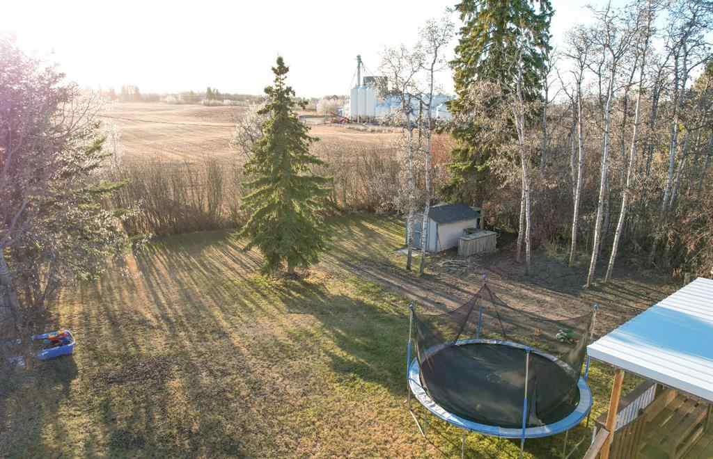 MLS® A2212078 - 4928 52 Street  in NONE Clive, Residential
