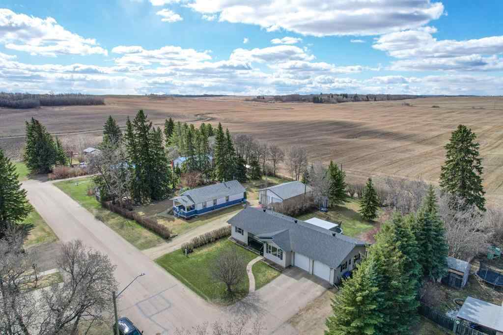 MLS® A2212078 - 4928 52 Street  in NONE Clive, Residential