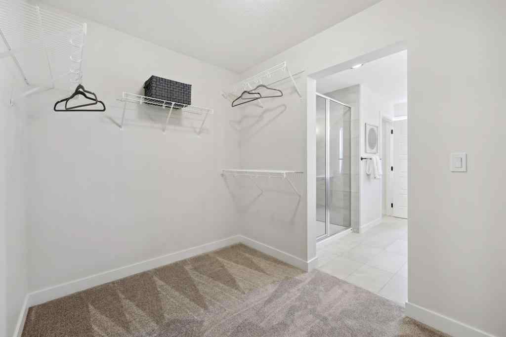 MLS® A2212095 - 43 Versant View SW in Alpine Park Calgary, Residential