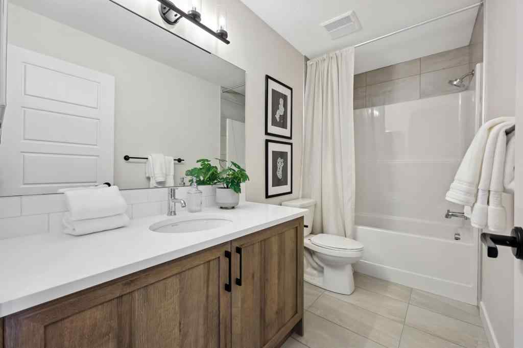 MLS® A2212095 - 43 Versant View SW in Alpine Park Calgary, Residential