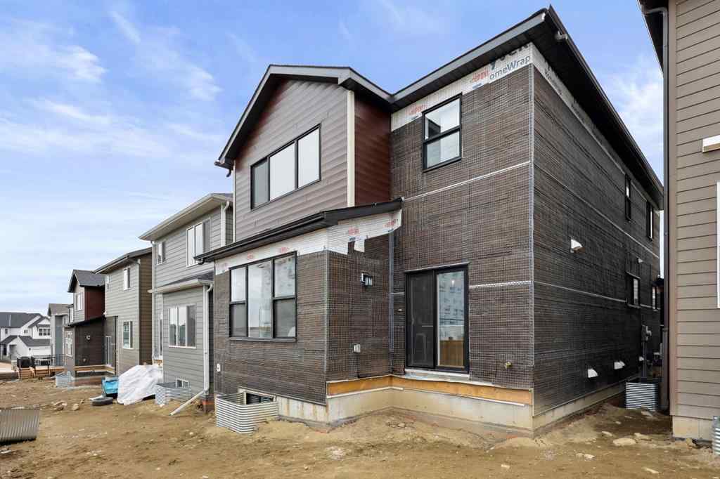 MLS® A2212095 - 43 Versant View SW in Alpine Park Calgary, Residential