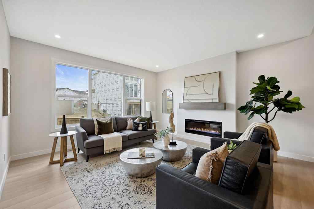 MLS® A2212095 - 43 Versant View SW in Alpine Park Calgary, Residential