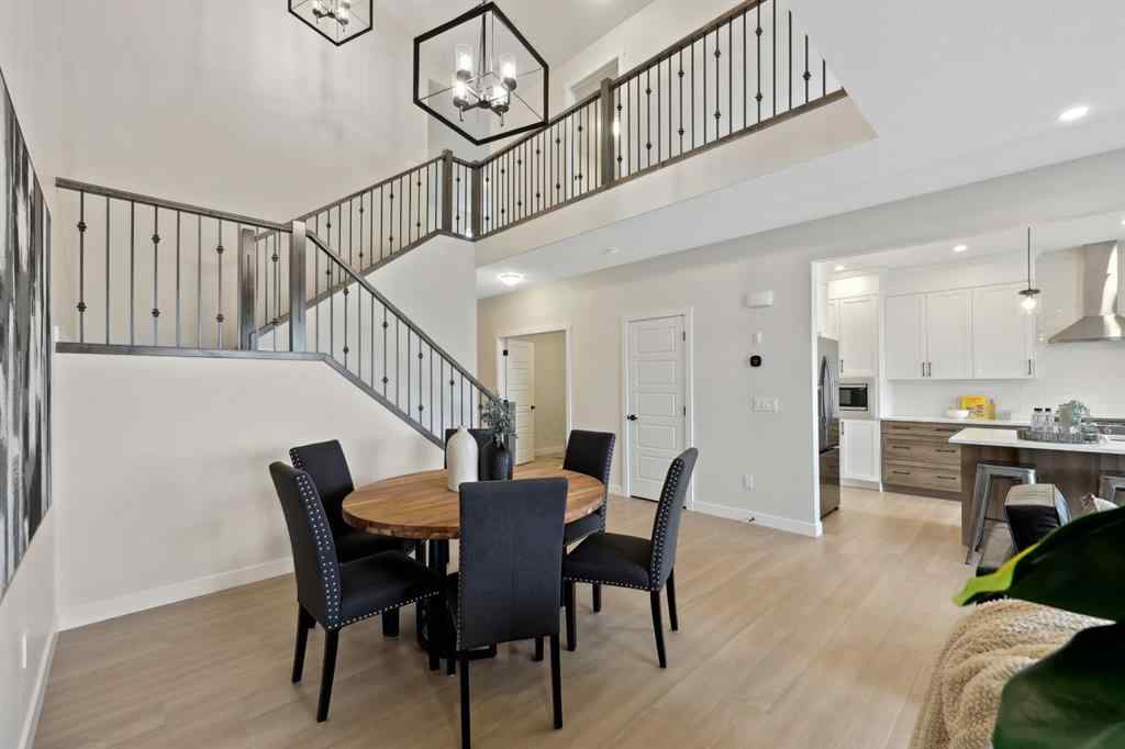 MLS® A2212095 - 43 Versant View SW in Alpine Park Calgary, Residential