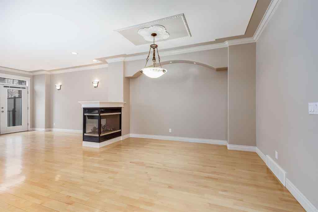 MLS® A2212118 - 1611 33 Avenue SW in South Calgary Calgary, Residential