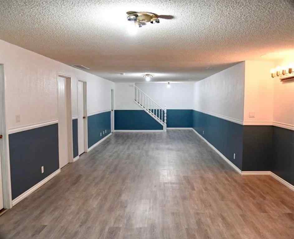 MLS® A2212144 - 105 3 Street  in Cadogan Cadogan, Residential