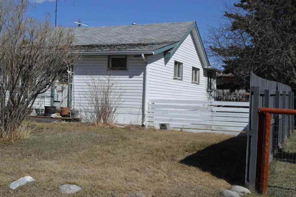 MLS® A2212165 - 313 & 315 Twin Cities Drive  in NONE Longview, Residential