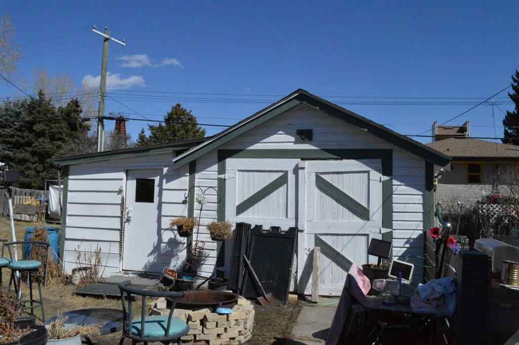MLS® A2212165 - 313 & 315 Twin Cities Drive  in NONE Longview, Residential