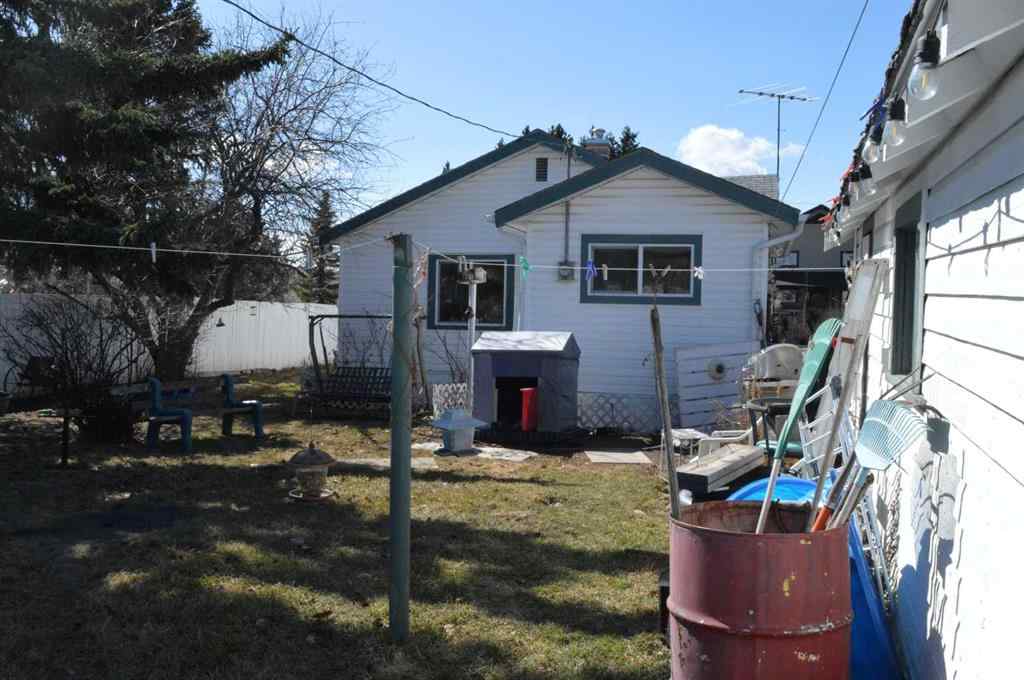 MLS® A2212165 - 313 & 315 Twin Cities Drive  in NONE Longview, Residential