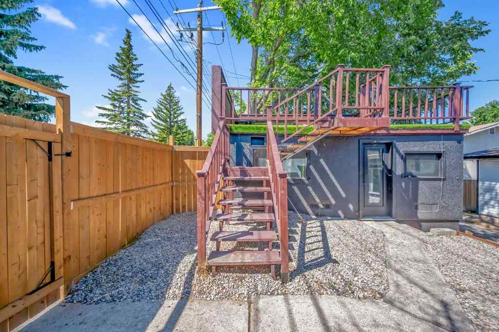 MLS® A2212171 - 9819 2 Street SE in Acadia Calgary, Residential