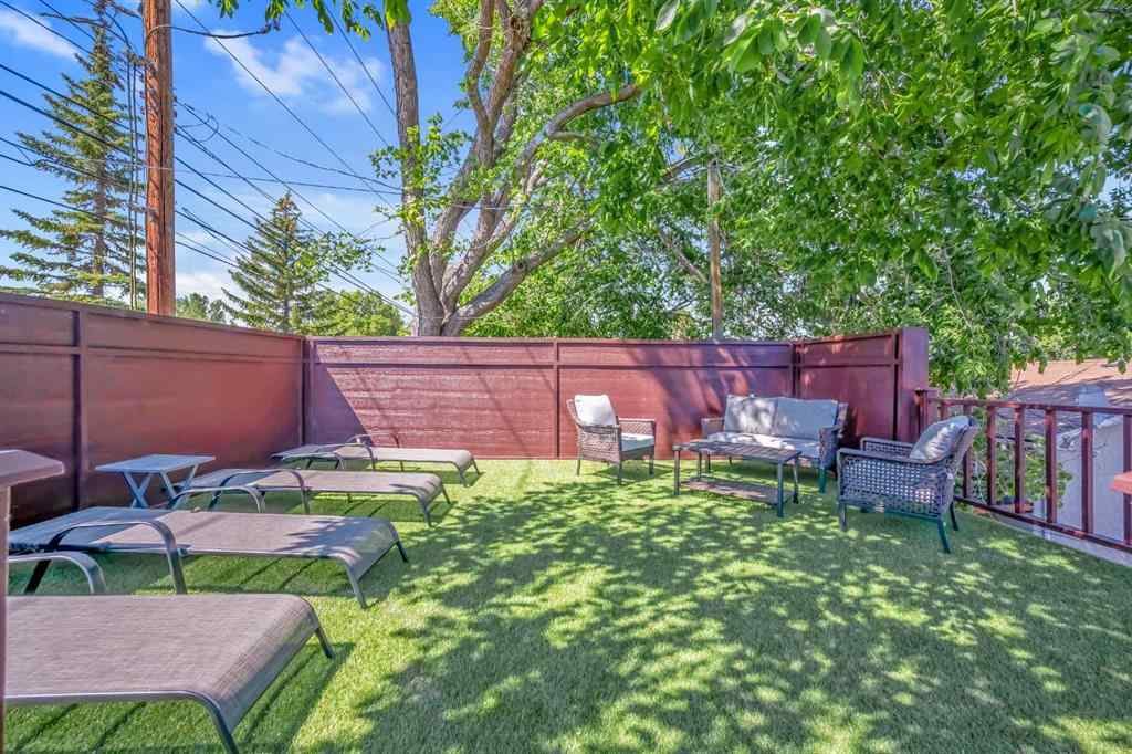 MLS® A2212171 - 9819 2 Street SE in Acadia Calgary, Residential