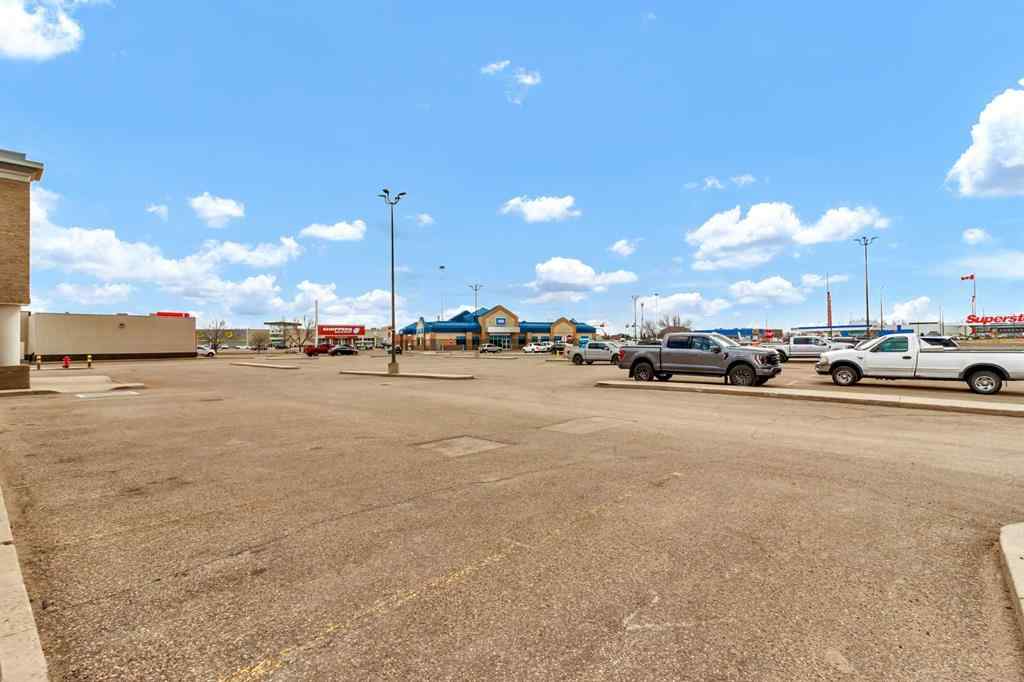 MLS® A2212203 - 64 Carry Drive SE in Ross Glen Medicine Hat, Commercial