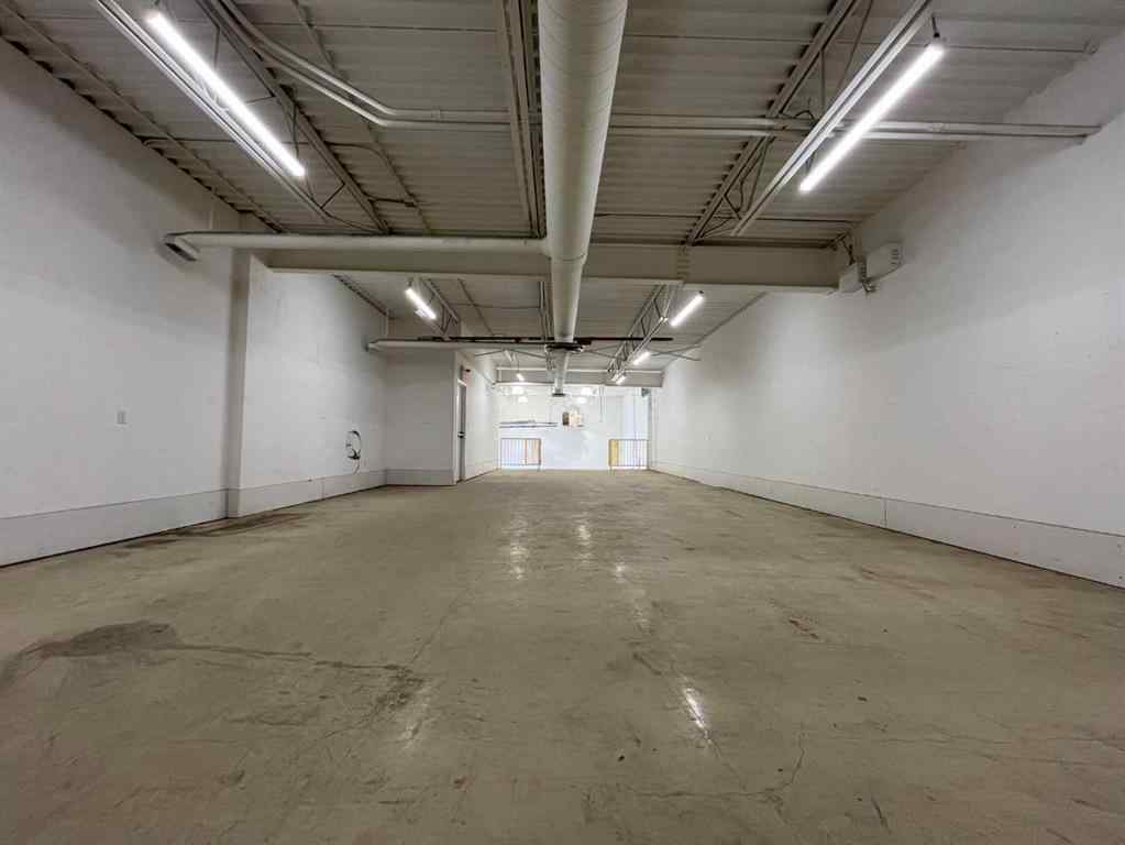 MLS® A2212203 - 64 Carry Drive SE in Ross Glen Medicine Hat, Commercial
