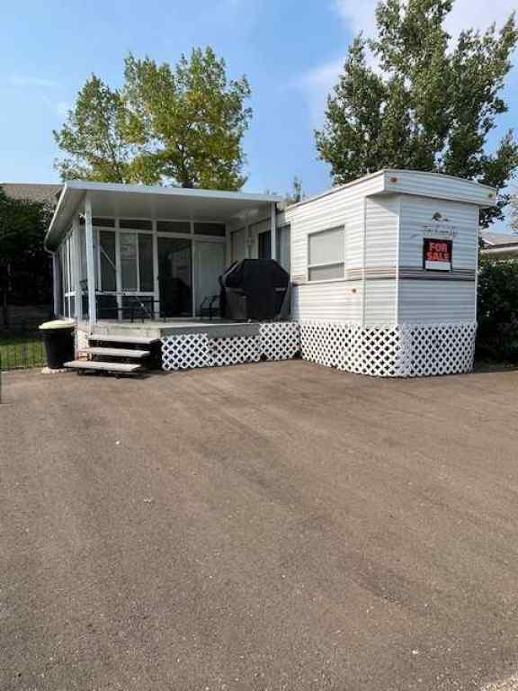 MLS® A2212224 - 83 Points West Resort   in Points West Sylvan Lake, Land
